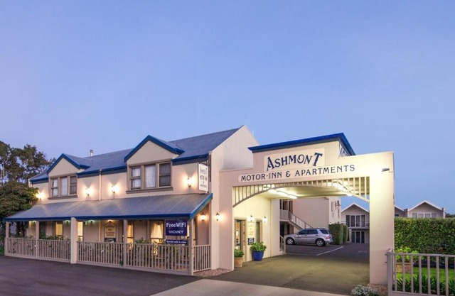 Ashmont Motel and Apartments