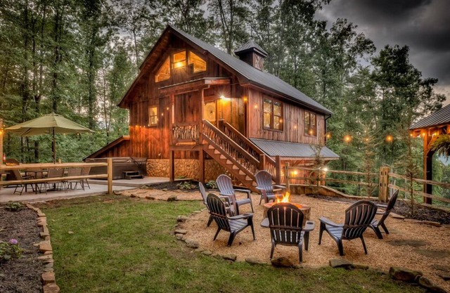 Aska Escape - Mountain Views | Outdoor Amenities | Hot Tub | Aska Area