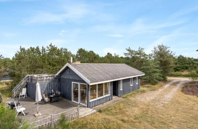 "Asmara" - 200m from the sea by Interhome
