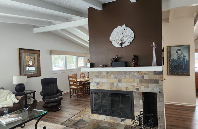 Aspen West End Home - Barrio tranquilo (203027-3964)