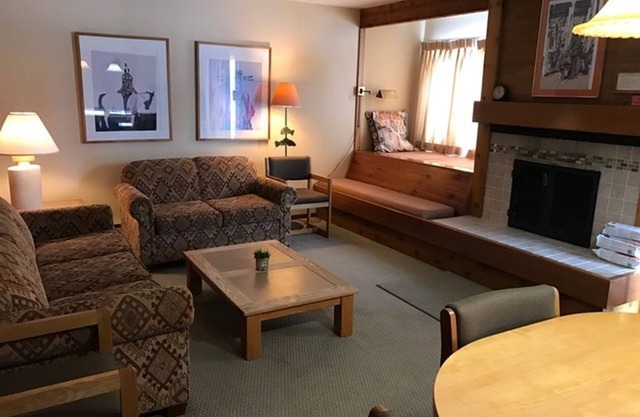 Aspens: 2 bedroom + Loft - 2 bath condo - May 31st to June 7th