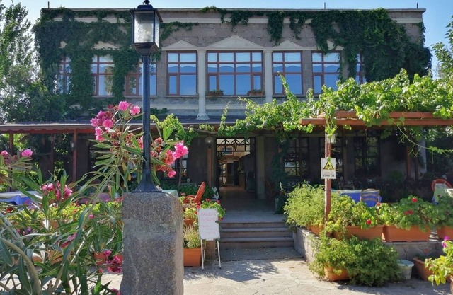 Assos Büyük Yıldızsaray Otel