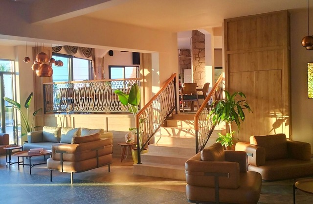 ASSOS TROY BEACH HOTEL