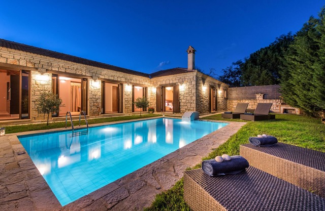 Astarte Villas - Kyveli Villa