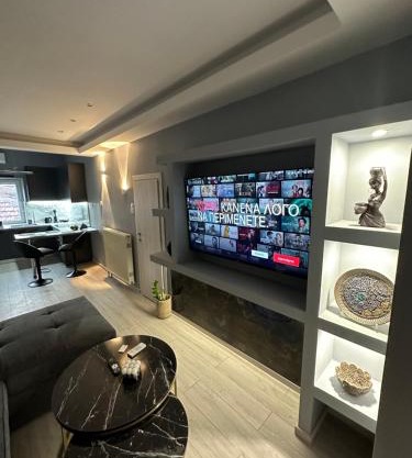 Asteris luxury house