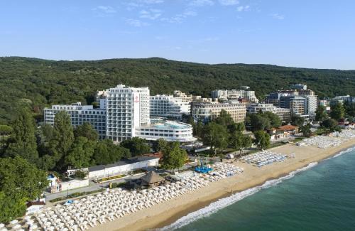 Astoria Hotel All Inclusive- Private Beach & Beach Club