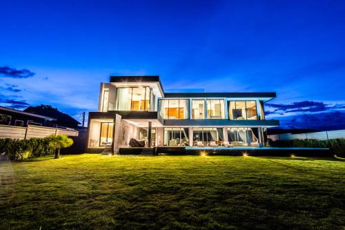 Astral Villa Huahin-Kuiburi
