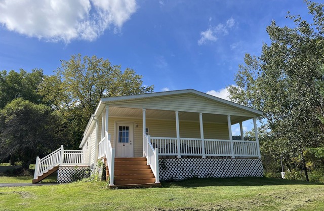 At Home Base III,1 of 4 units You'll feel right at home, 1/2 mile to Dreams Park