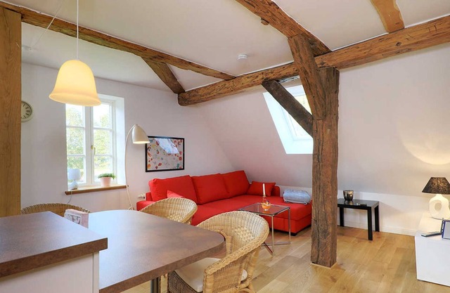 En Lüneburg-pequeño apartamento acogedor bajo el techo - casa de huéspedes Alte Schmiede en Bleckede