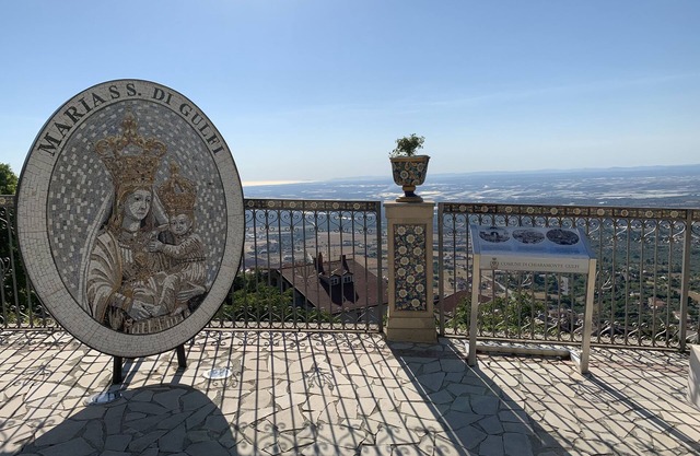 Al Campanile "Apartment in the heart of the Iblei"