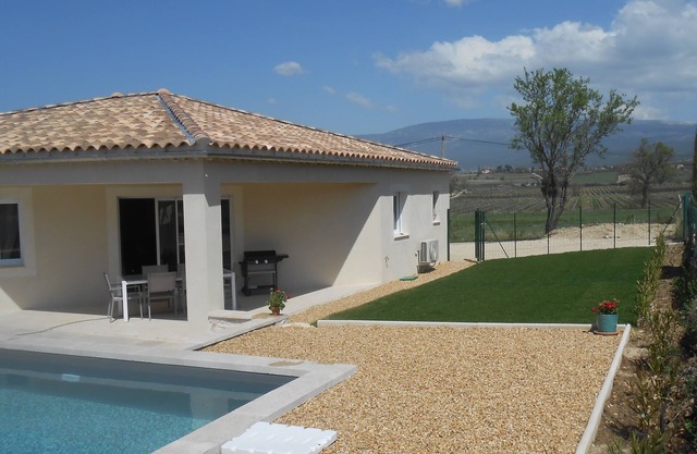 a los pies de la nueva villa tranquila ventoux
