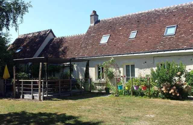 A las puertas de Tours, en una casa Touraine, habitación con sauna.