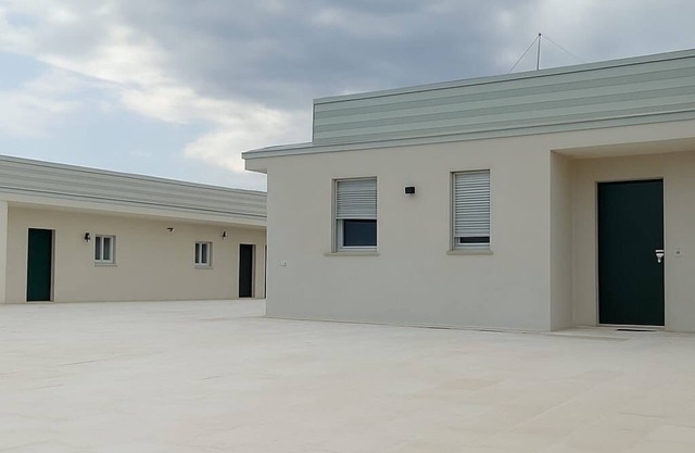 At the Seventh Kilometer - Casa Cielo, nestled in the green Apulian countryside