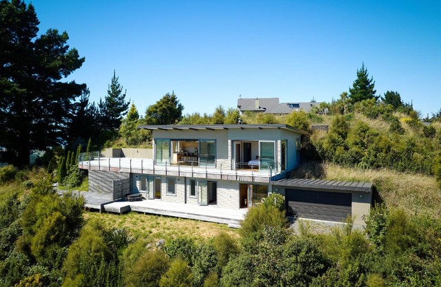 Ata Rangi Lodge - Kaikoura Holiday Home