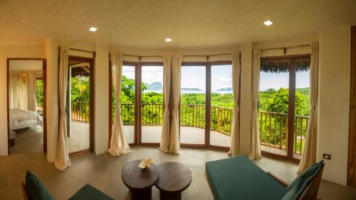 Atalaya Resort El Nido