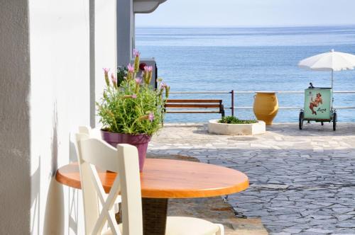 Atelier Myrtos Mare