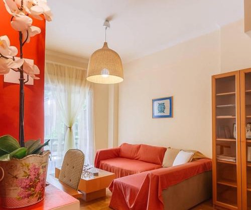 Athens Strawberry Hideaway - City Cozy Gem