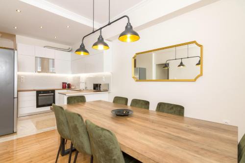 Athens TAN Luxury Apartment In City Center 78m2