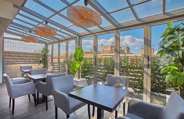Athens Way Pop Art Hotel