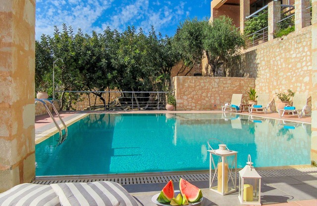 Athina - Apokoron Luxury Villa - Piscina privada - 3 km de la playa - 200 m de las tiendas