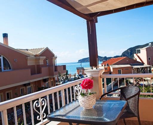Athina studios and apartments