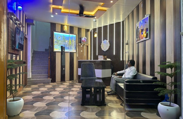 Atithi Palace Luxury Guest House
