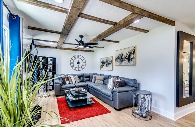 ATL Ranch Home-Near Airport-Sleeps 6