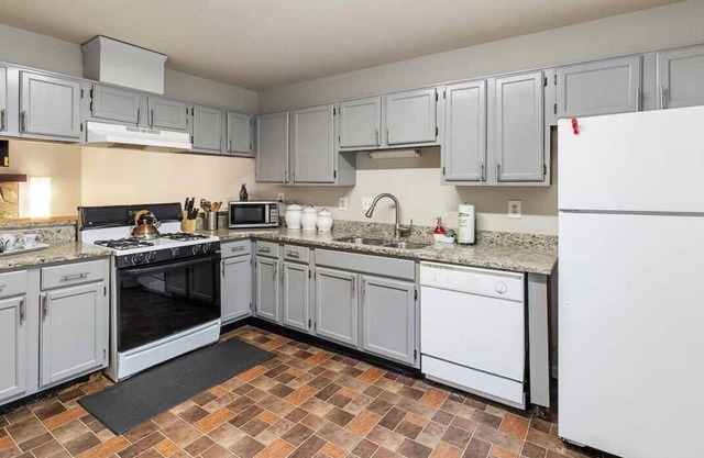 Atlanta Comfy Casa (5 mins from Airport)