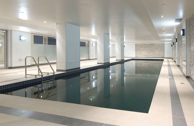 Atlantis Hotel, Melbourne