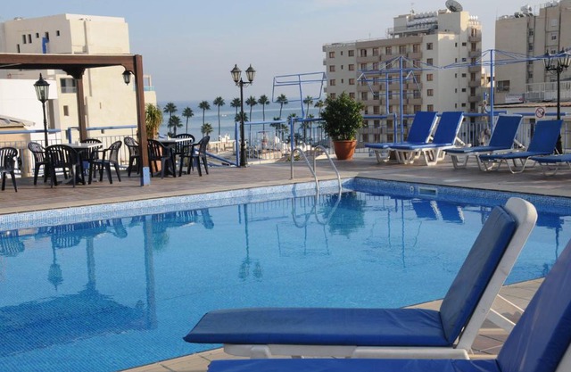 Atrium Zenon Hotel Apartments