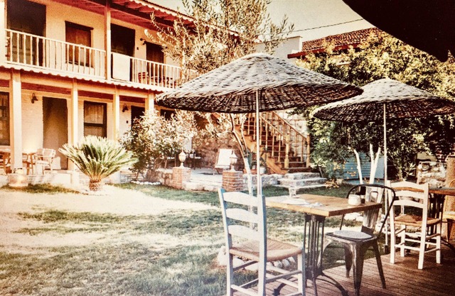 Attalos Suites Hotel