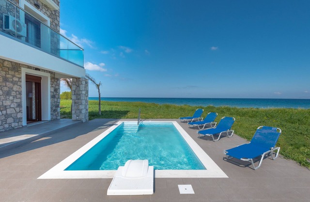 Attalos Villa -fanes