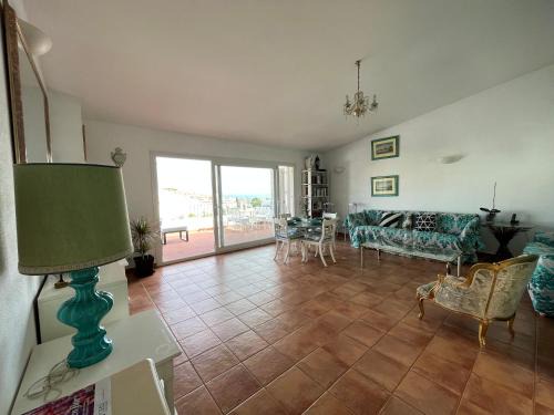 Attic in Cadaques , With Parking