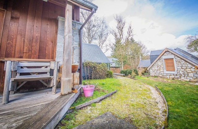 Casa de vacaciones L'herbe Haute cerca de Somme-Leuze con barbacoa