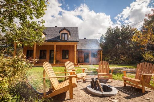Au Chic Chalet des Chutes Chic Chalet