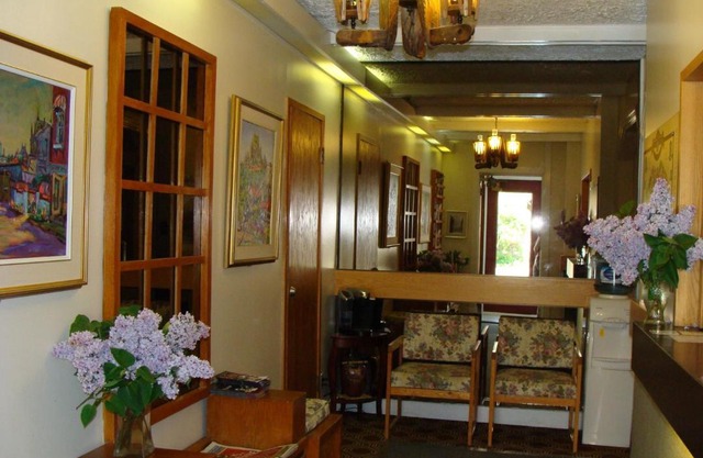 Au Petit Hôtel