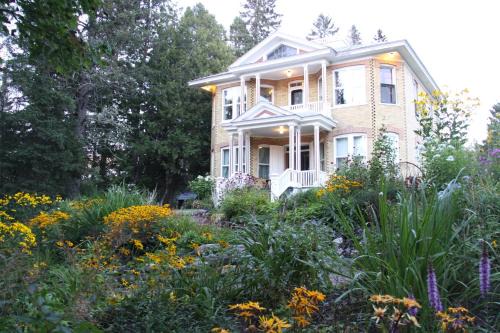 Auberge Taylor Manor