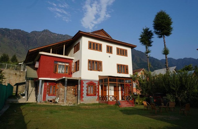 Aubiz Villa