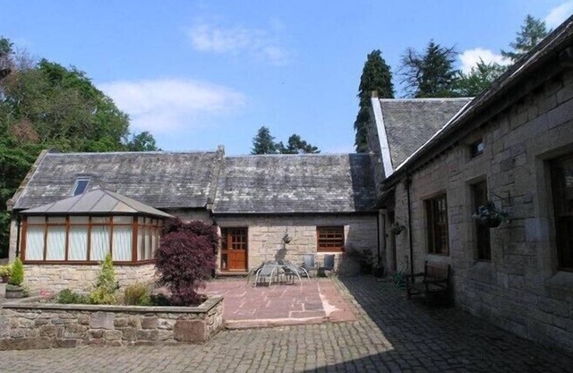 Auchenheglish Lodges - The Smiddy