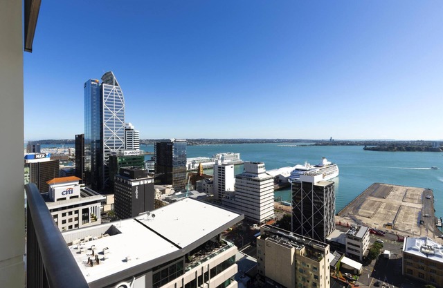 Auckland Harbour Suites