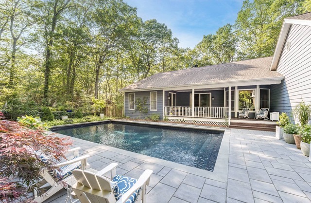 Hamptons Beauty - cerca de South, Bridge & Sag, a pie de la bahía