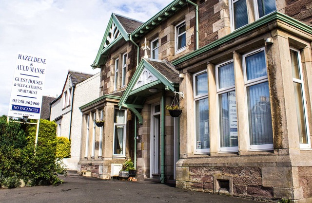 Auld Manse Guest House & Apartment