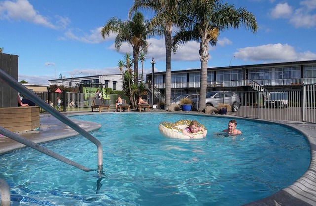 Aura Accommodation