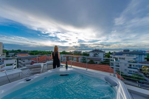Aurea Attico con Jacuzzi e vista mare Lignano