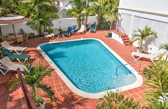 Aurora Tropical - Un lujoso apartamento de 3 dormitorios en Gibbs, St. Peters, Barbados