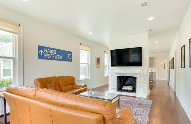 Austin Vacation Rental Near Downtown Attractions!