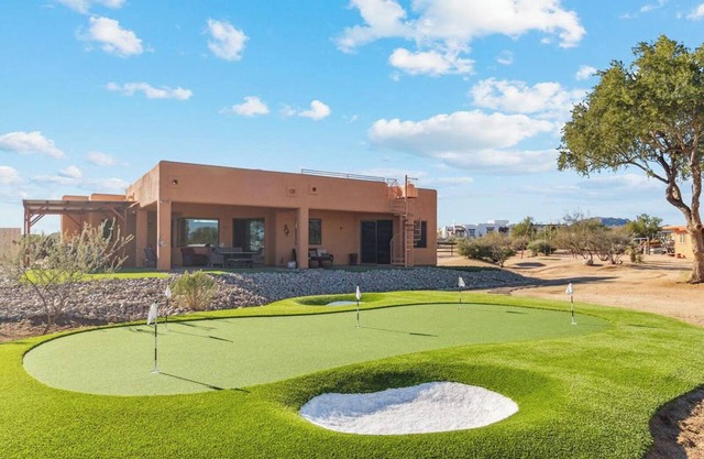 Authentic and Luxurious Arizona Ranch House