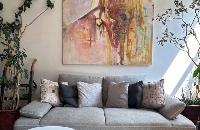 Authentic Artist’s Loft Close to Downtown Toronto
