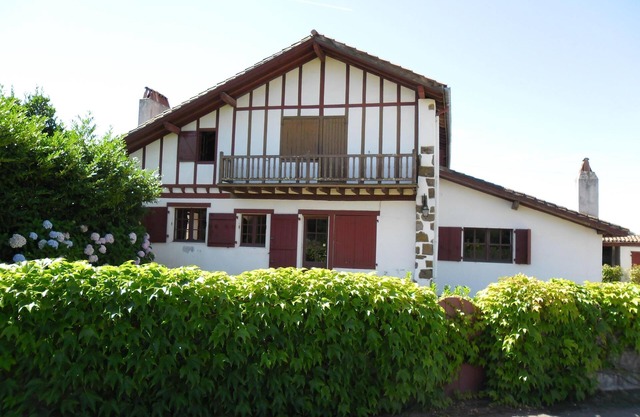 Auténtica casa vasca 380m2 y 15 km de Biarritz Anglet Bayona