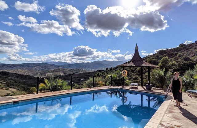 Casa auténtica, dentro de las murallas del castillo del parque de vacaciones Finca el Moralejo